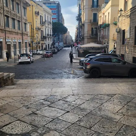 Проживання в сім'ї La Maison De Poupee *