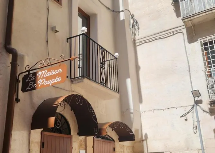 La Maison De Poupee *