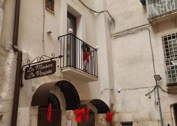 La Maison De Poupee *