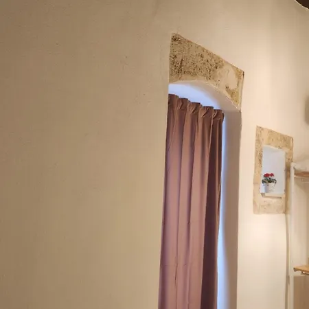 Gazde/Camere de închiriat La Maison De Poupee *