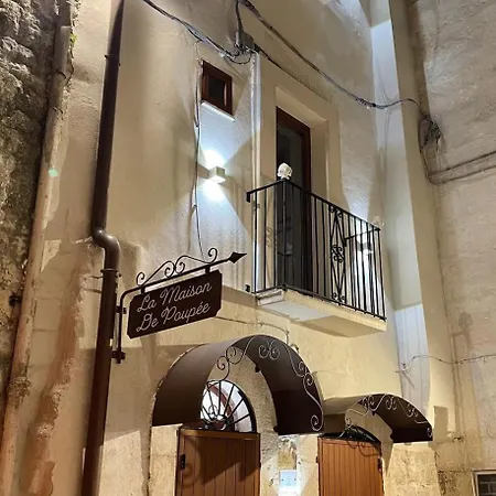 La Maison De Poupee * Bari