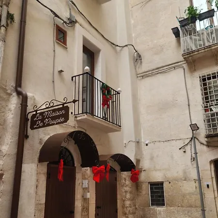 La Maison De Poupee *